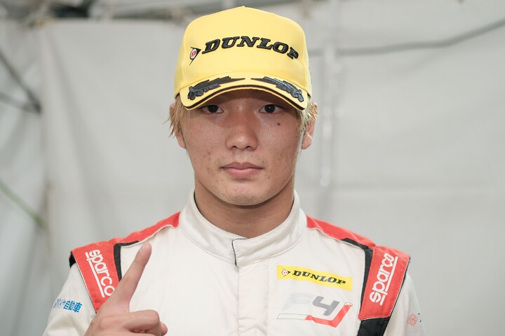 優勝した鈴木斗輝哉（TGR-DC Racing School）