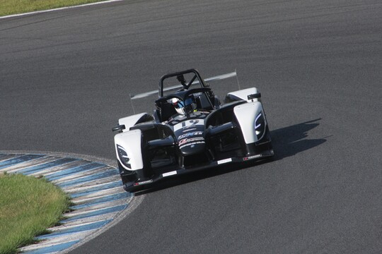 決勝2位は山下亮生(AKILAND RACING)