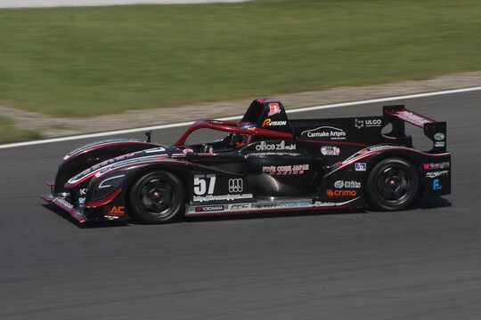 ポールポジションは金澤力也(ファイブコアジャパンv.Gra)