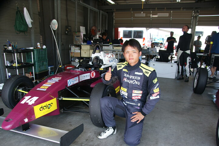 予選2位の松原将也（ZAP MARUTOKU 10V ED）