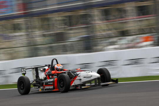 優勝は津田充輝（ファーストガレージ制動屋KKS2）