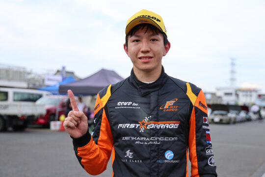 優勝した津田充輝（ファーストガレージ制動屋KKS2）