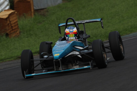 予選3位は濵邊誠己（ELEVレーシングS2制動屋）