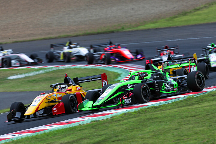 決勝がスタートした