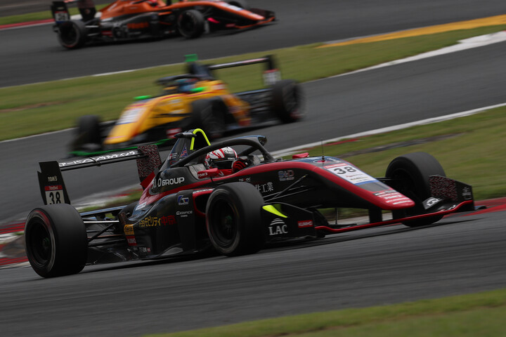 決勝3位は小林利徠斗（モビリティ中京 TOM'S TGR-DC SFL ）