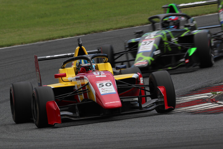 優勝は野村勇斗（HFDP WITH B-MAX RACING）