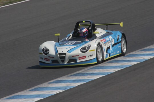 ポールポジションは兒島弘訓(ZR WINMAX VITA)