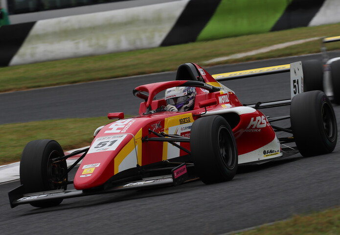 チャンピオンクラス決勝3位は百瀬翔（HFDP with B-Max Racing）