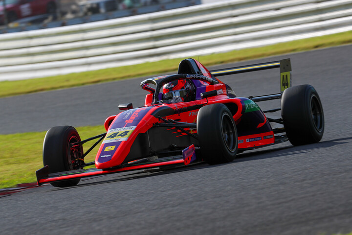 インディペンデントクラス決勝2位は今田信宏（JMS RACING with B-MAX）