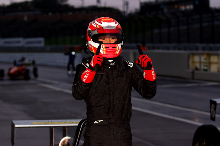 優勝した箕浦稜己（MYST SEIDOYA KK-SII）