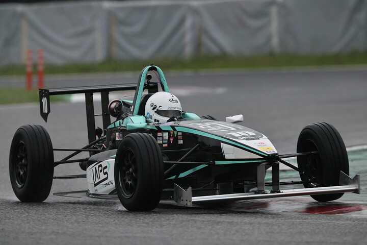 予選4位は杉田悠真（LAPS with REV RACING GARAGE）