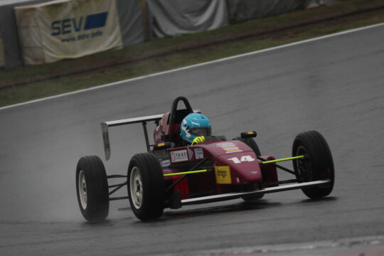 予選4位は相田有羽音（ZAP SPEED 10V ED）