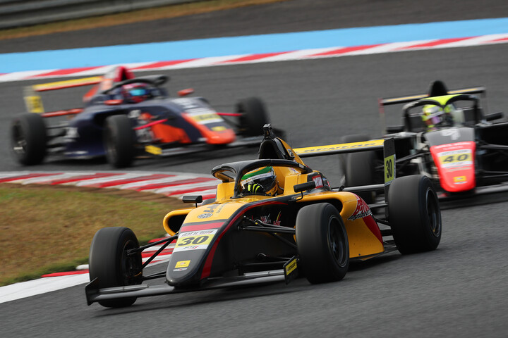 インディペンデントクラス決勝3位はDRAGON（B-MAX TEAM DRAGON）