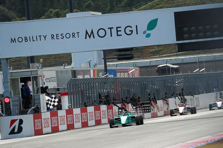 チャンピオンクラストップでゴールする白崎稜（Kageyama YBS Verve MCS4）