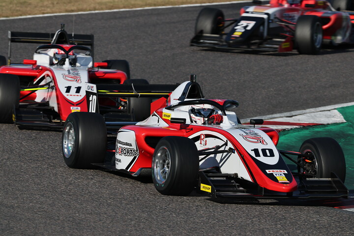 決勝4位は小松響（Rn-sports F111/3）