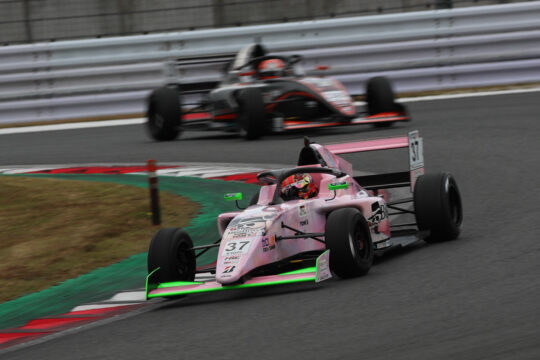 スプリント6位はハナ・バートン（BigBoss W TOM'S KYOJO KC-MG01）