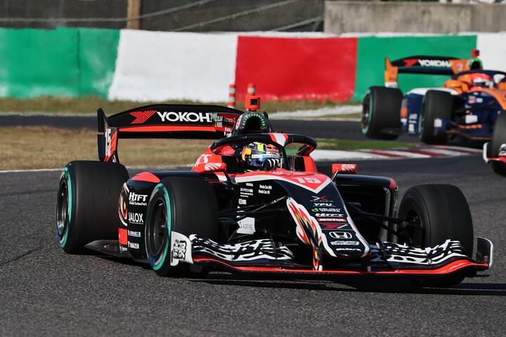 決勝4位は岩佐歩夢（AUTOBACS MUGEN SF23）