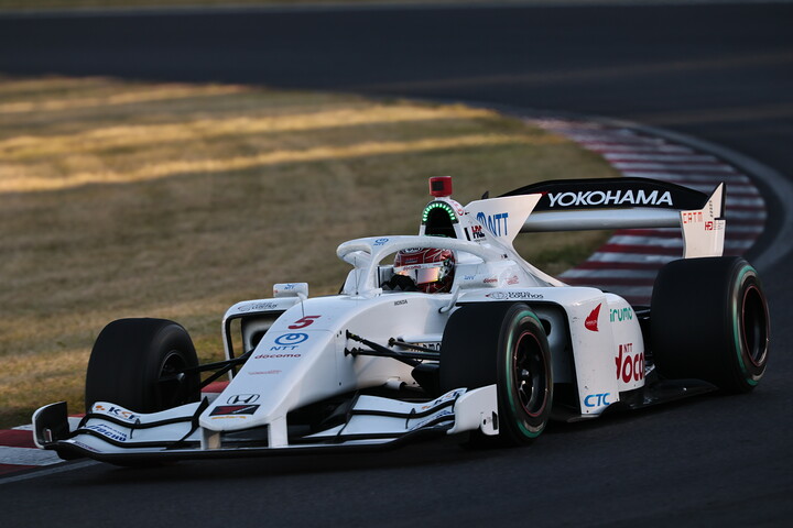 決勝3位は牧野任祐（DOCOMO DANDELION M5S SF23）