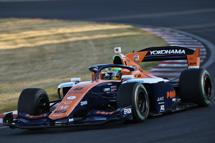 決勝2位はイゴール・オオムラ・フラガ（PONOS NAKAJIMA RACING SF23）