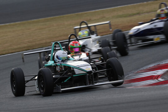 予選6位は杉田悠真（LAPS with REV RACING GARAGE）