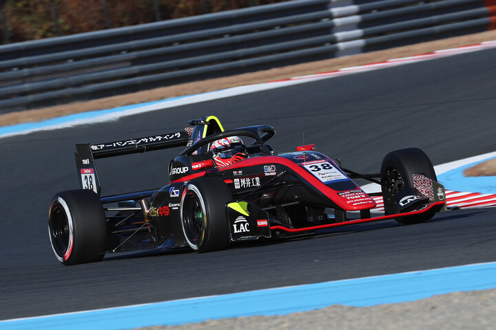 第16戦、第17戦とも予選3位は小林利徠斗（モビリティ中京 TOM'S TGR-DC SFL ）