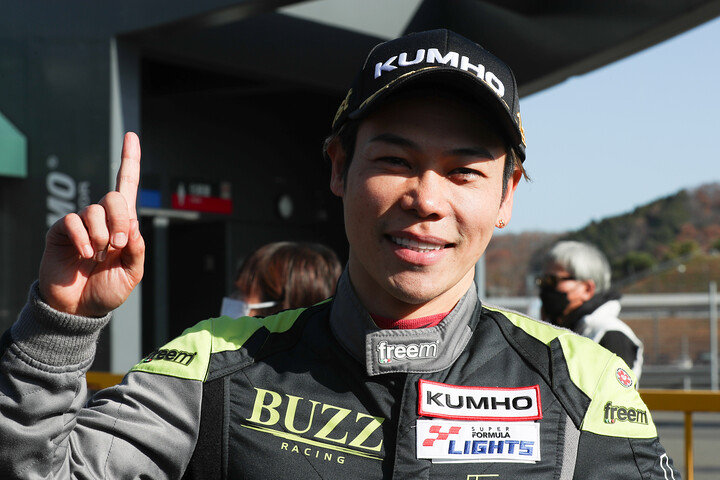 マスタークラスで優勝したケン・アレックス（Buzz Racing ）