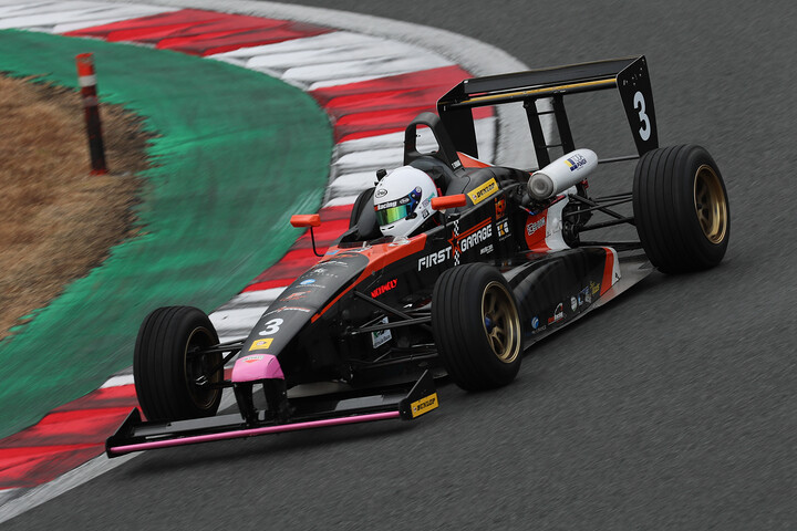 決勝3位は村上太晟（ファーストガレージFG109）