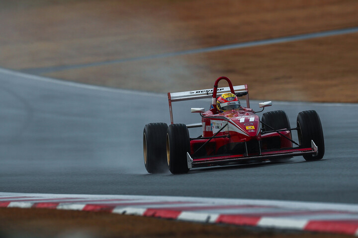 決勝5位、ジェントルマンクラス優勝は植田正幸（Rnsports制動屋KKZS）