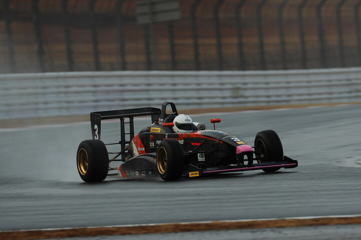 決勝4位は村上太晟（ファーストガレージFG109）