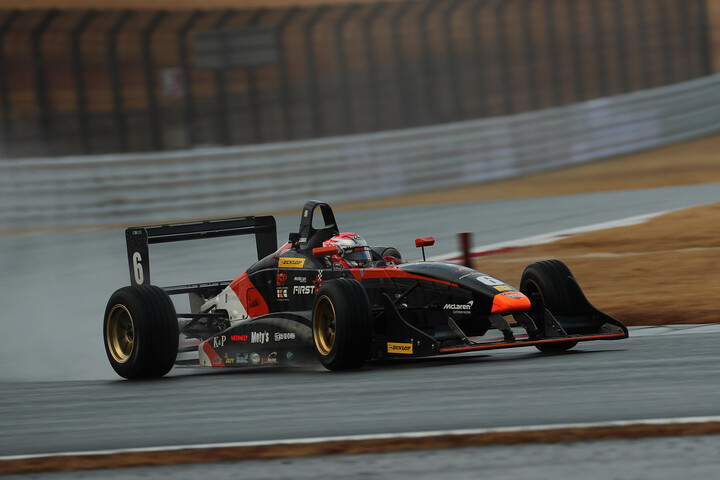 優勝は酒井翔太（ファーストガレージFG108）