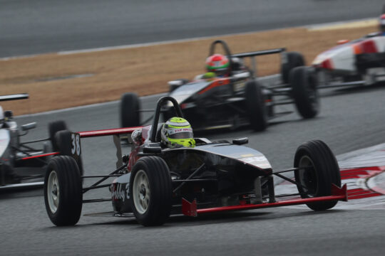 日本一決定戦A組ポールポジションは伊藤駿（Hobbybase&zapED）