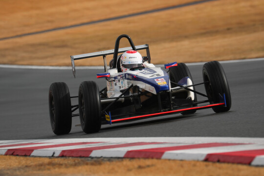 日本一決定戦B組セミファイナルジェントルマンクラス2位は古里拓（FLEETレブレーシングガレージ）