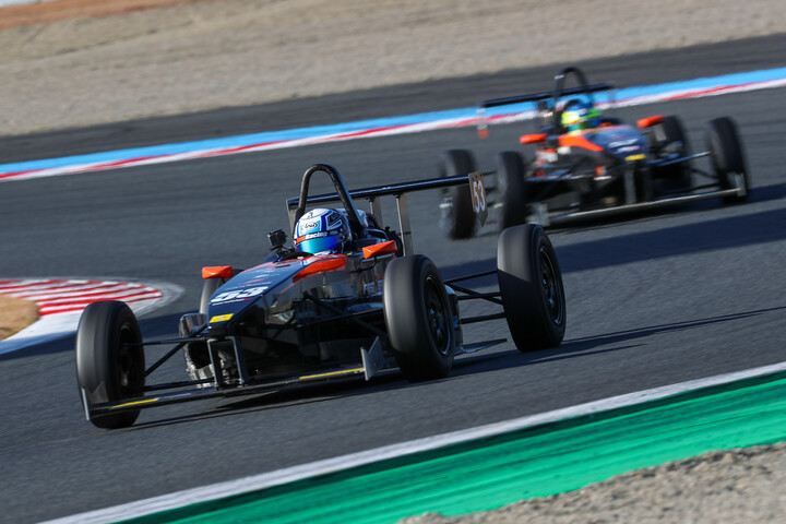 決勝5位は石井大雅（ファーストガレージ制動屋SII）