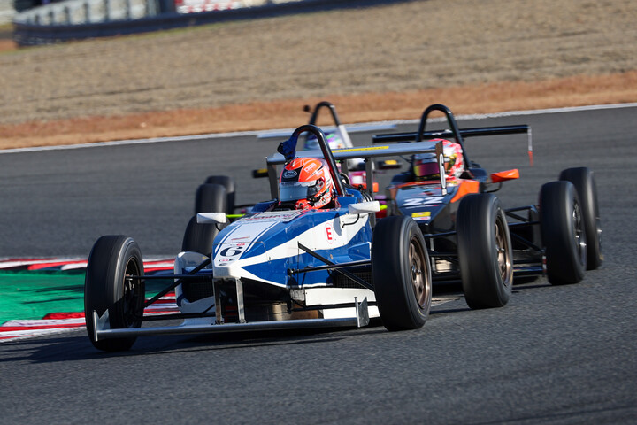 決勝3位は吉田馨（TAKE FIRST KKS-2）