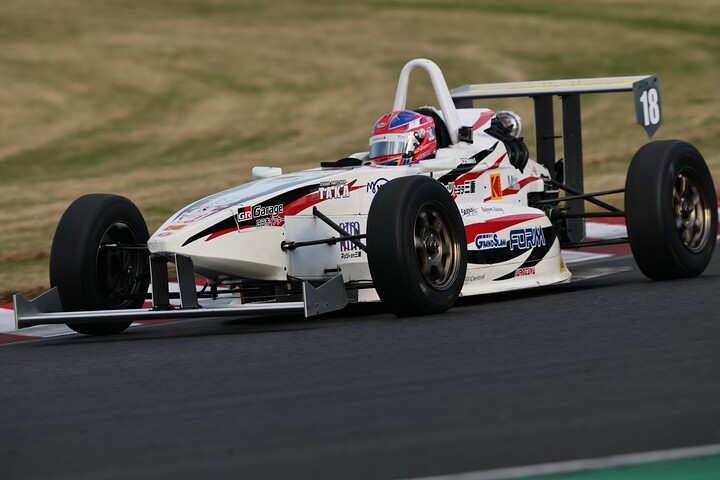 決勝3位は鈴木七瀬（ネッツトヨタ三重with FORM）