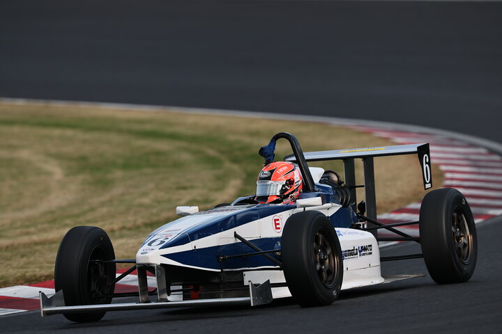 優勝は吉田馨（TAKE FIRST KKS-2）