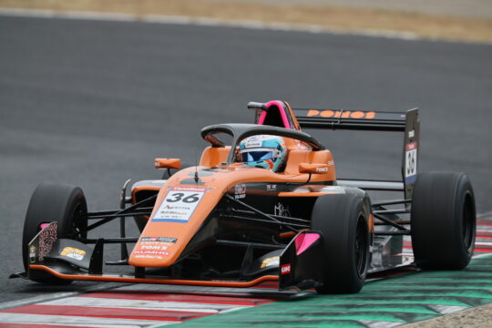 オスカー・ブルツ(TOM'S)