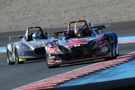 決勝2位はカワモトミツル（シンエイジャパン&オートルックVITA）