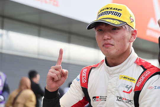 チャンピンクラスでチャンピオンを獲得した鈴木斗輝哉（TGR-DC Racing School）