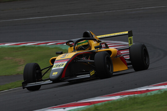 インディペンデントクラス決勝2位はDRAGON（B-MAX TEAM DRAGON）