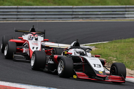 決勝5位、マスタークラス優勝の鳥羽豊（AIWIN）