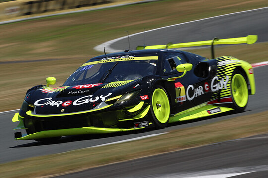 レース1: GT300クラス予選3位は小林利徠斗（CARGUY Ferrari 296 GT3）