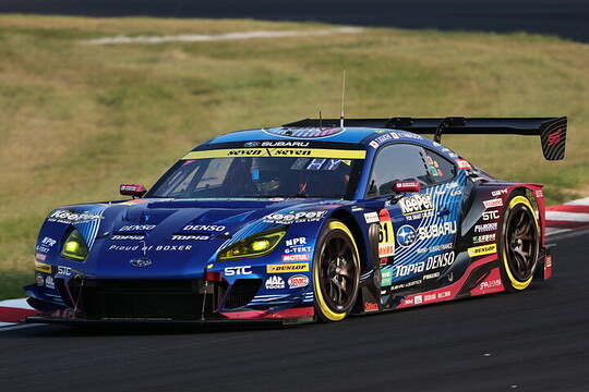 GT300クラス決勝2位はSUBARU BRZ R&D SPORT（井口卓人／山内英輝）