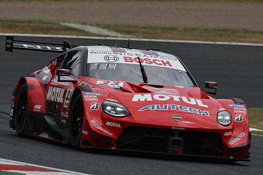 公式練習: GT500クラス2位はMOTUL AUTECH Z(千代勝正/高星明誠) 公式練習: GT500クラス2位はMOTUL AUTECH Z(千代勝正/高星明誠)