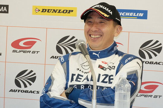 GT500クラスで優勝した松田次生（KONDO RACING）