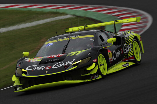 GT300クラスポールポジションはCARGUY Ferrari 296 GT3（ザック・オサリバン／小林利徠斗）