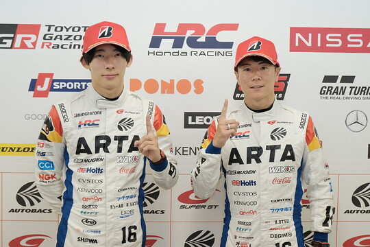 GT500クラスのポールシッター