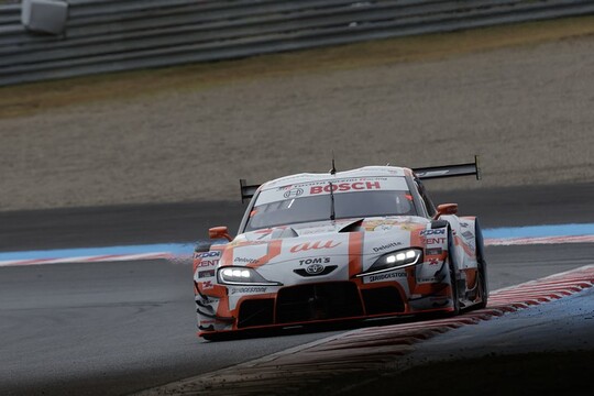 GT500クラス優勝はau TOM\'S GR Supra（坪井翔／山下健太）