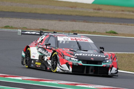 公式練習: GT500クラス2位はModulo CIVIC TYPE R-GT(伊沢拓也/大草りき) 公式練習: GT500クラス2位はModulo CIVIC TYPE R-GT(伊沢拓也/大草りき)