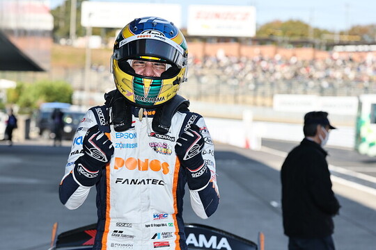 優勝したイゴール・オオムラ・フラガ（PONOS NAKAJIMA RACING）